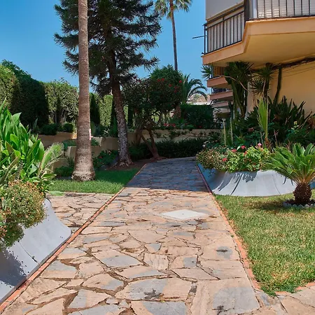 Lovely With Seaview 700m From The La Cala Del Moral